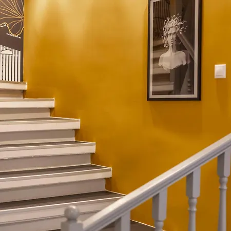 Διαμέρισμα Artsy Nest Downtown Next To New York Palace