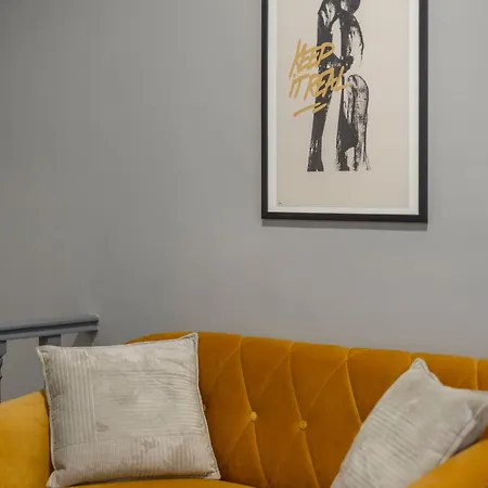 Artsy Nest Downtown Next To New York Palace בודפשט